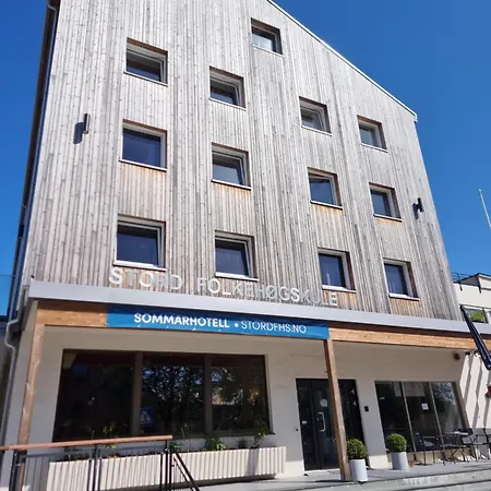 Hotel Folkehogskule Sommarhotell Leirvik *