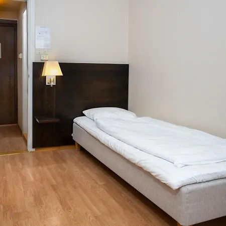 Hotel Folkehogskule Sommarhotell Leirvik *