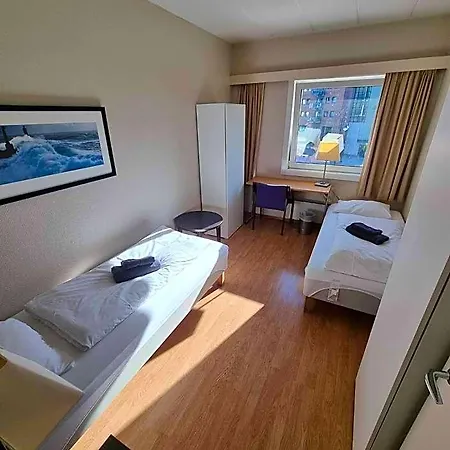 Folkehogskule Sommarhotell Leirvik