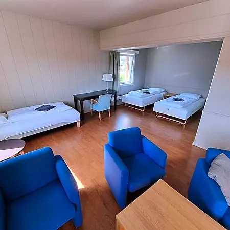 Hotel Folkehogskule Sommarhotell Leirvik *