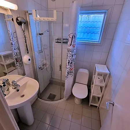 Hotel Folkehogskule Sommarhotell Leirvik