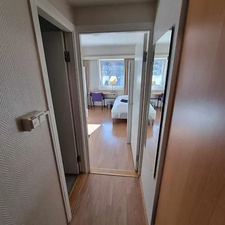 Folkehogskule Sommarhotell Leirvik *